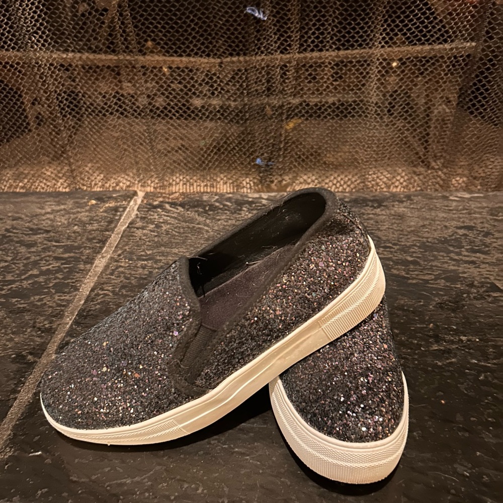 Soda slip on shoes, women’s size 7.5, sparkly black